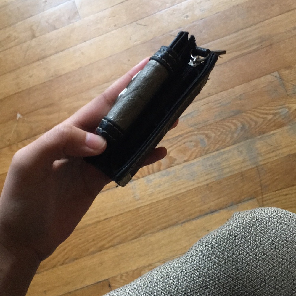 Mini Wallet - Picture 3 of 3